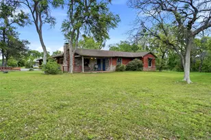 205 Lakeridge Rd, Lakeside, TX 76108 - Photo 1