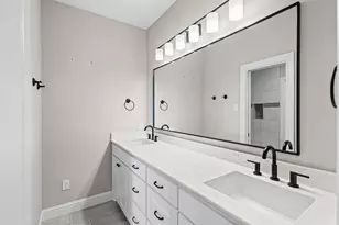 8732 Fullerton Dr, Cleburne, TX 76033 - Photo 28