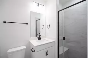 2225 Valencia Dr, Little Elm, TX 75068 - Photo 18