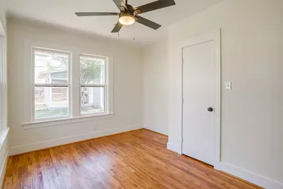 1105 Mistletoe Drive, Fort Worth, TX 76110 - Photo 22