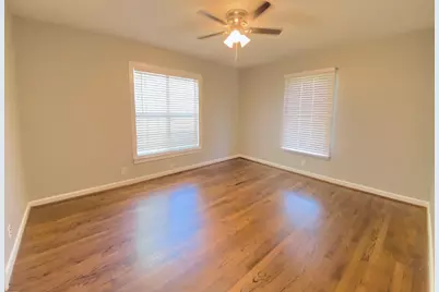 2114 Dunloe Avenue, Dallas, TX 75228 - Photo 8