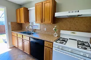 2114 Dunloe Ave, Dallas, TX 75228 - Photo 6