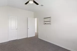 1410 Carriage Ln, Savannah, TX 76227 - Photo 22