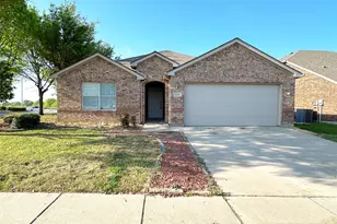 8110 Toltec Ct, Arlington, TX 76002 - Photo 1