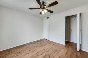 3501 Hickory Hill Dr, Arlington, TX 76014 - Photo 18