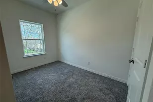 412 E 7th St, Bonham, TX 75418 - Photo 16