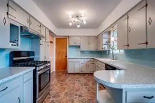 9753 Carnegie Dr, Dallas, TX 75228 - Photo 12