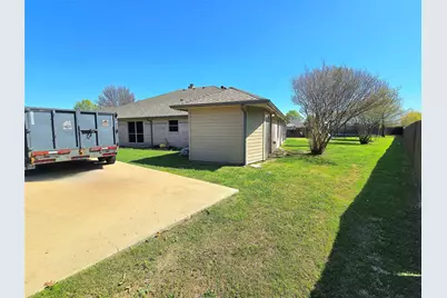 1051 Thistle Meade Circle, Burleson, TX 76028 - Photo 2