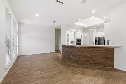 6404 Parkside Drive, Arlington, TX 76001 - Photo 16