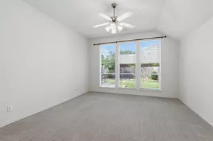 6404 Parkside Dr, Arlington, TX 76001 - Photo 26