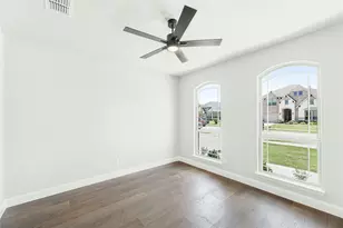 158 Creekside Dr, Sanger, TX 76266 - Photo 6