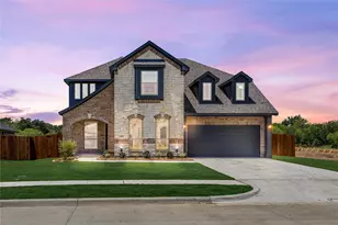 158 Creekside Dr, Sanger, TX 76266 - Photo 2
