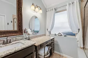 1628 Suncatcher Way, Fort Worth, TX 76052 - Photo 18