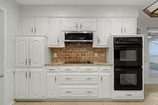 908 Thoreau Ln, Allen, TX 75002 - Photo 8