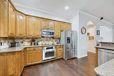 5009 Pointclear Court, Arlington, TX 76017 - Photo 8