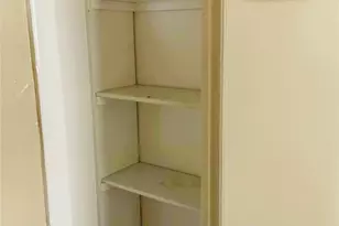 407 N Avenue J, Clifton, TX 76634 - Photo 10