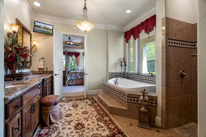 725 Locust Drive, Oak Leaf, TX 75154 - Photo 16