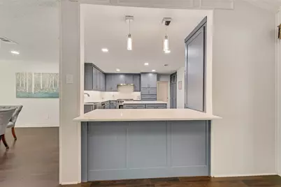 805 Crowley Road, Arlington, TX 76012 - Photo 6