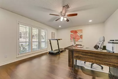 805 Crowley Road, Arlington, TX 76012 - Photo 6