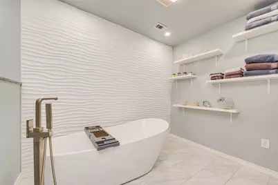 805 Crowley Road, Arlington, TX 76012 - Photo 22