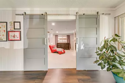 805 Crowley Road, Arlington, TX 76012 - Photo 18