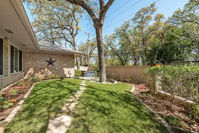 805 Crowley Road, Arlington, TX 76012 - Photo 26