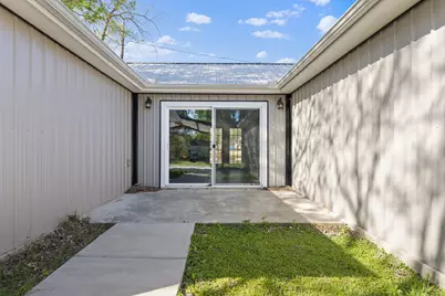 805 S 4th Street, Bonham, TX 75418 - Photo 24