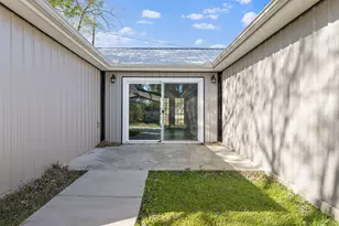 805 S 4th St, Bonham, TX 75418 - Photo 24