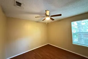219 Fry St, Denton, TX 76201 - Photo 10