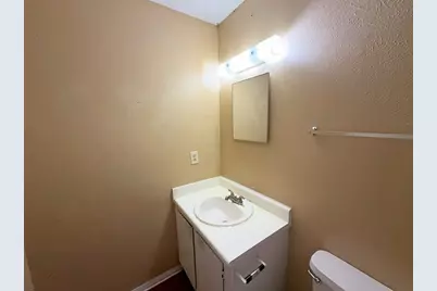 219 Fry Street #10, Denton, TX 76201 - Photo 8