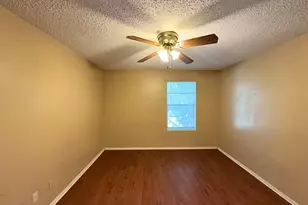 219 Fry St, Denton, TX 76201 - Photo 6