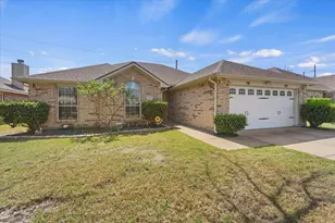 208 Orchard Trail, Wylie, TX 75098 - Photo 2