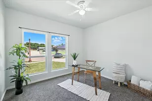 1601 Jupiter Ln, Ennis, TX 75119 - Photo 24