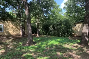 1303 Fannin St, Denton, TX 76201 - Photo 30