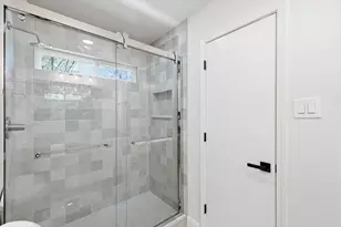 1713 Live Oak Dr, Lewisville, TX 75067 - Photo 16