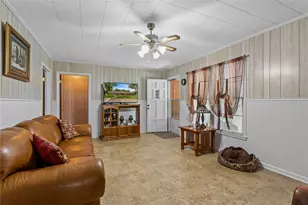 1403 W 5th St, Clifton, TX 76634 - Photo 8