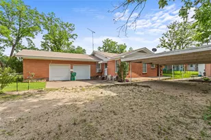 1403 W 5th St, Clifton, TX 76634 - Photo 22
