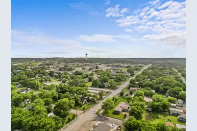 1403 W 5th Street, Clifton, TX 76634 - Photo 24