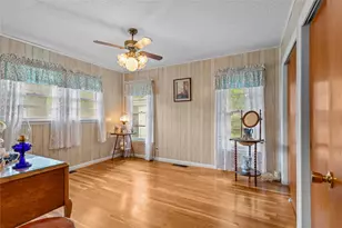1403 W 5th St, Clifton, TX 76634 - Photo 16