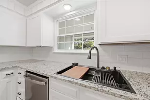 2804 Bent Tree Ln, Arlington, TX 76016 - Photo 12