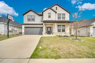 325 Adwood Dr, Waxahachie, TX 75165 - Photo 1