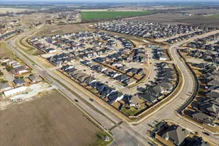 325 Adwood Dr, Waxahachie, TX 75165 - Photo 34