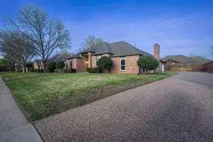 1109 Mockingbird Ln, Keller, TX 76248 - Photo 2