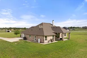 1145 Hill Valley Dr, Stephenville, TX 76401 - Photo 36