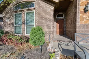 6033 Paddlefish Dr, Fort Worth, TX 76179 - Photo 2