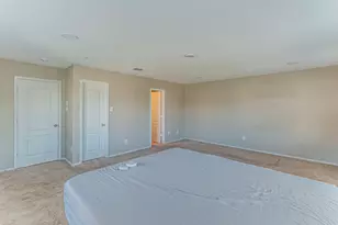 115 Matamoros St, Grand Prairie, TX 75051 - Photo 14