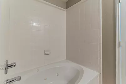 115 Matamoros Street, Grand Prairie, TX 75051 - Photo 18