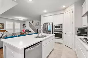 1519 Birds Fort Trail, Arlington, TX 76005 - Photo 16