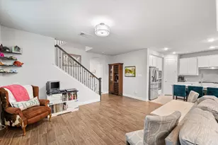 1519 Birds Fort Trail, Arlington, TX 76005 - Photo 6