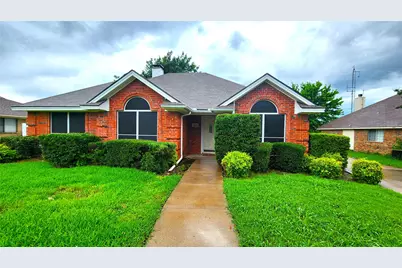 3817 Yellowstone Place, Denton, TX 76209 - Photo 2